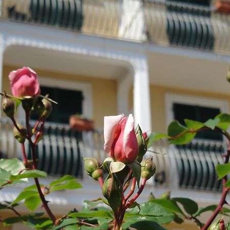 Hotel Miranda Varazze Esterno foto