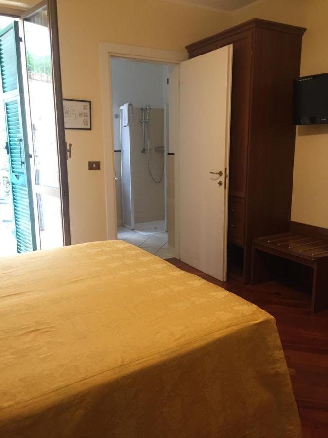 Hotel Miranda Varazze Esterno foto