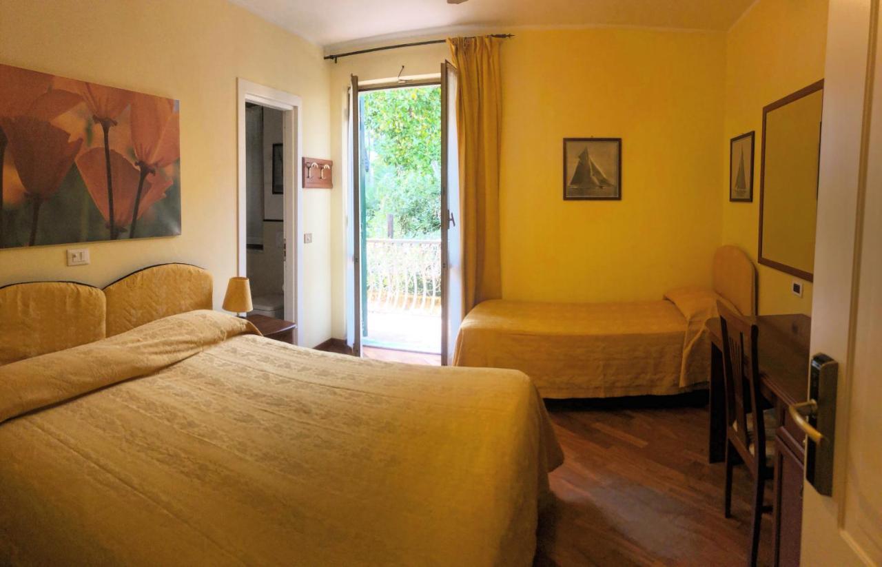 Hotel Miranda Varazze Esterno foto