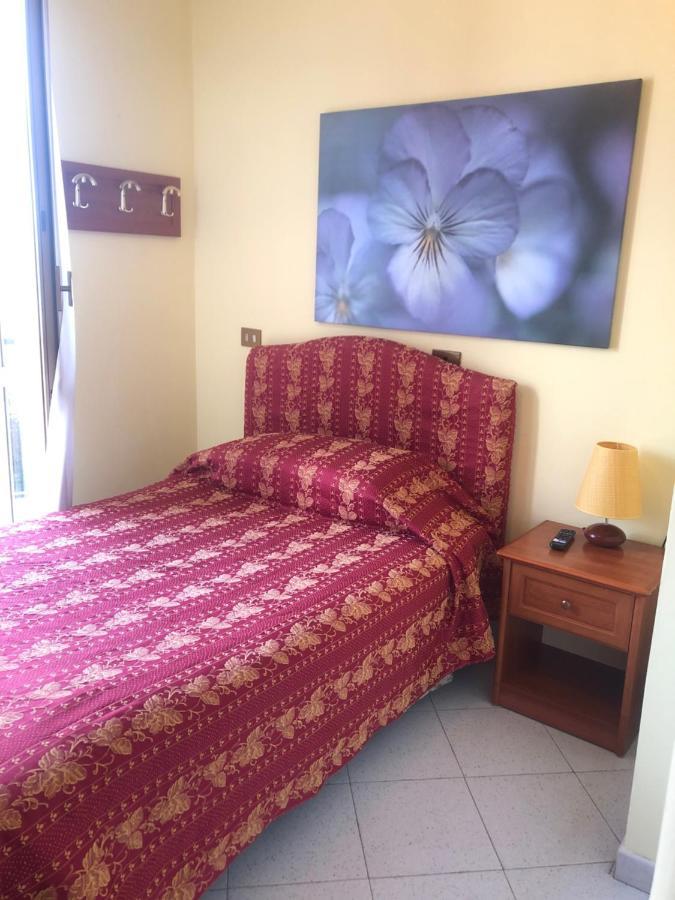 Hotel Miranda Varazze Esterno foto